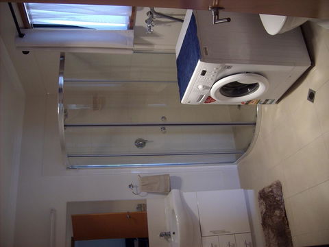 Jacko's Holiday Cabins - Travel Agents 4