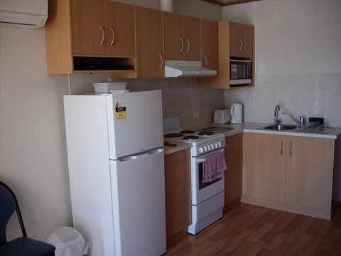 Jacko's Holiday Cabins - Travel Agents 1