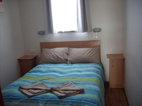 Jacko's Holiday Cabins - Travel Agents 5