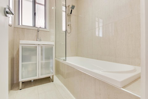 The Island House - Travel Search 5