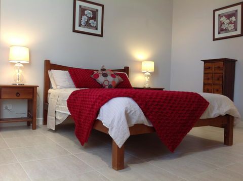 Elandra Holiday Home - Travel Search 19