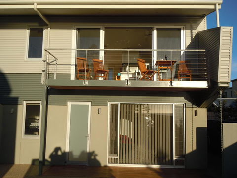 Elandra Holiday Home - Travel Search 14