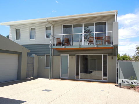 Elandra Holiday Home - Travel Search 0