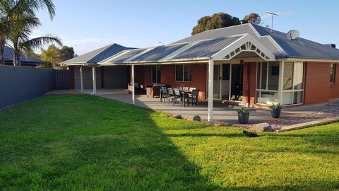 Aldinga Beach Overnighter Or Getaway Home - Tourism Guide 0