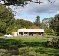 Camawald Coonawarra Cottage BB - Travel Agents