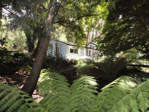 Aldgate Valley Bed And Breakfast - Cruises Travel 30