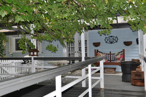 Aldgate Valley Bed And Breakfast - Cruises Travel 15