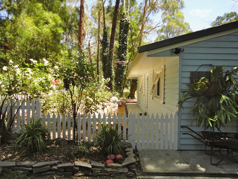Aldgate Valley Bed And Breakfast - Cruises Travel 35