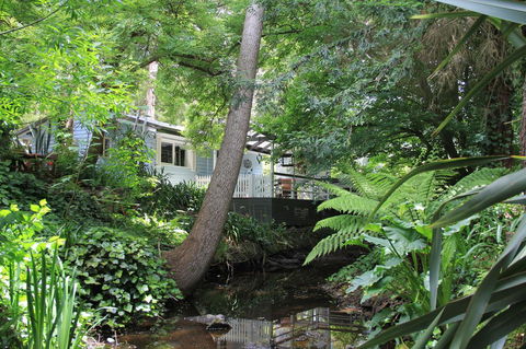 Aldgate Valley Bed And Breakfast - Cruises Travel 2