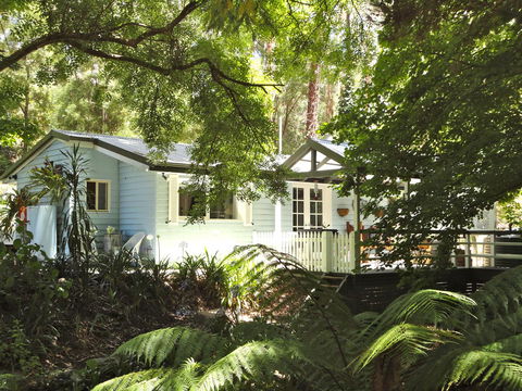 Aldgate Valley Bed And Breakfast - Cruises Travel 0