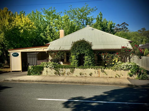 Oats Cottage - Cruises Travel 0