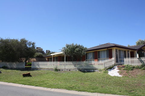 Maslin Beach House - Travel Agents 15