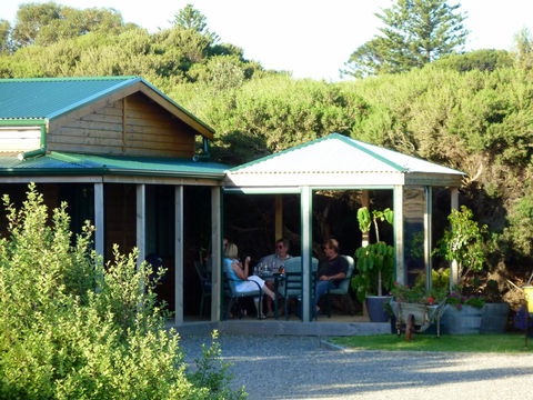 Boat Haven Studios - Travel Search 2