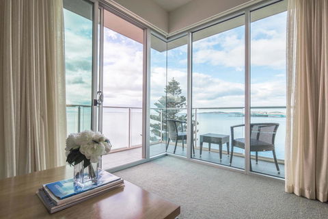 Port Lincoln Hotel - Travel Search 12