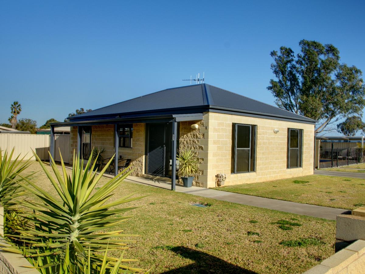Mulwala NSW Travel Search