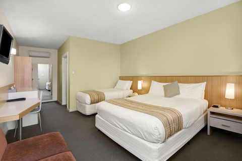 Adelaide Road Motor Lodge - Travel Search 15