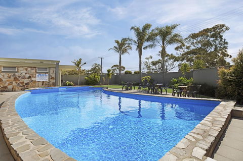 Adelaide Road Motor Lodge - Travel Search 0