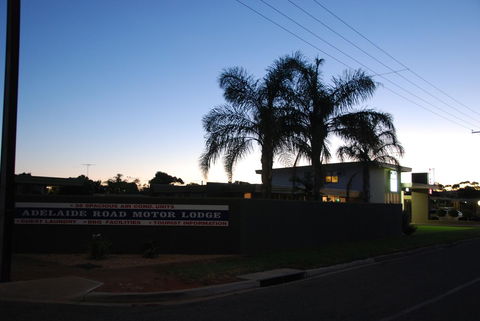 Adelaide Road Motor Lodge - Travel Search 33