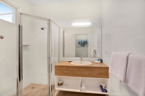 Adelaide Road Motor Lodge - Travel Search 24