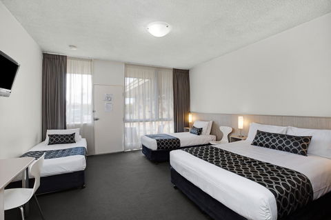 Adelaide Road Motor Lodge - Travel Search 22