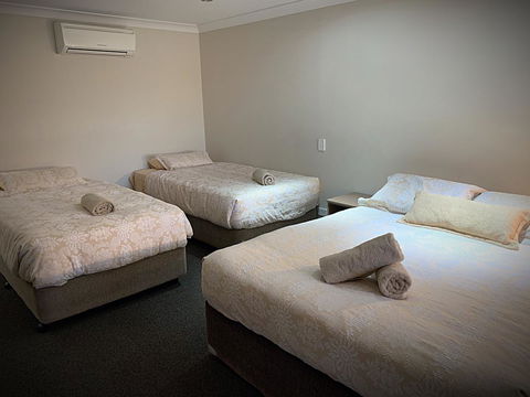 Moonta Bay Motel - Travel Search 11