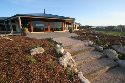 Almonta Park Lodge - Travel Search 2