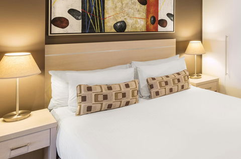 Apartments @ 16 Holdfast - Travel Search 11