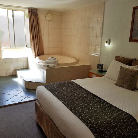 Barossa Weintal Hotel - Travel Search 12