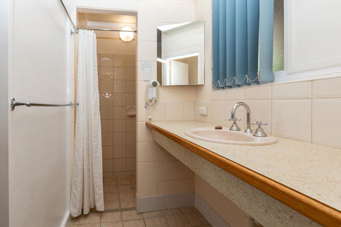 Blue Seas Motel - Travel Search 2