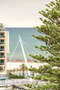 Beachside luxury  comfort ocean views in Glenelg