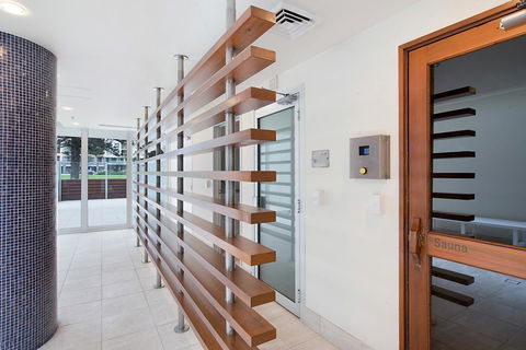 Beachside Luxury & Comfort, Ocean Views In Glenelg - Tourism Guide 27