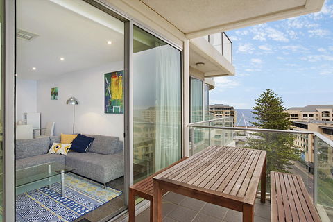 Beachside Luxury & Comfort, Ocean Views In Glenelg - Tourism Guide 1