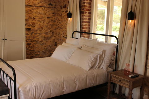 OXENBERRY FARM - Travel Agents 13