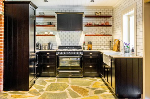 OXENBERRY FARM - Travel Agents 3