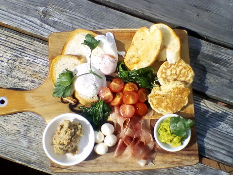 OXENBERRY FARM - Travel Agents 12