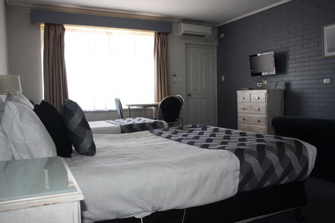 Lakeview Motel And Apartments - Cruises Travel 15