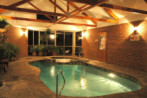 Burra Motor Inn - Travel Search 16