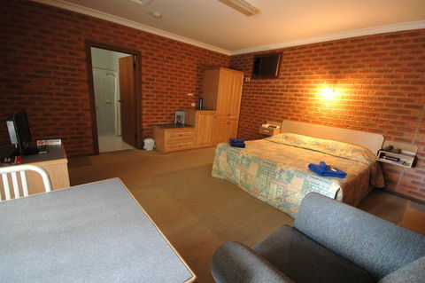 Burra Motor Inn - Travel Search 44