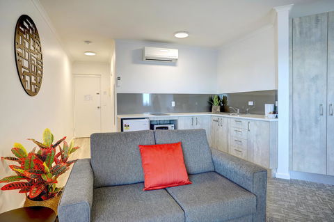 Limani Motel - Travel Search 14
