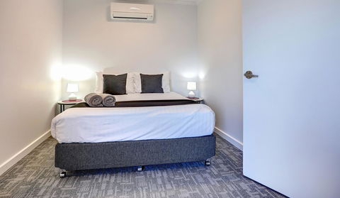 Limani Motel - Travel Search 8