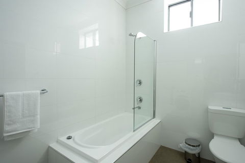City Centre Motel Hotel - Travel Search 27