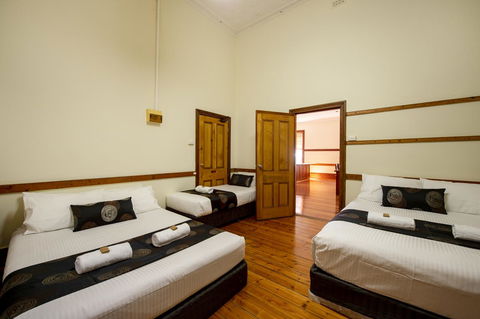 City Centre Motel Hotel - Travel Search 34