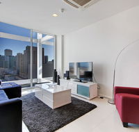 Light and spacious stunning views of Adelaide - Tourism Guide