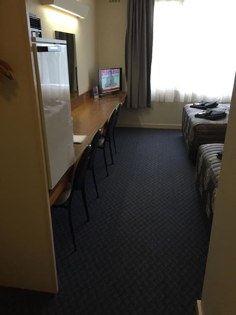 Blue Lake Motel - Travel Search 27