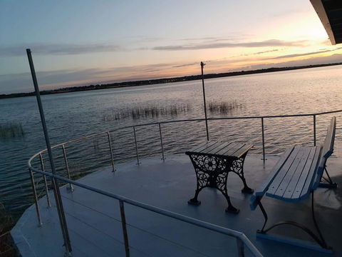 PS Federal Retreat Paddle Steamer Goolwa - Travel Search 5