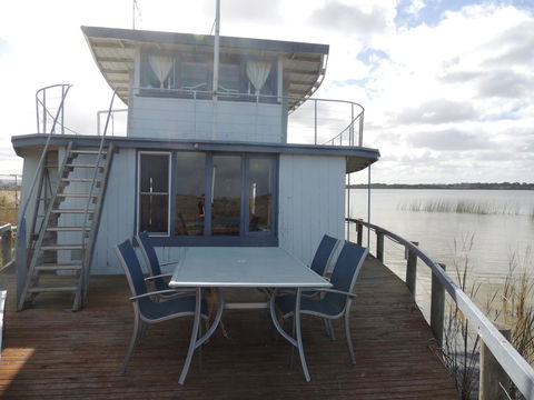 PS Federal Retreat Paddle Steamer Goolwa - Travel Search 34