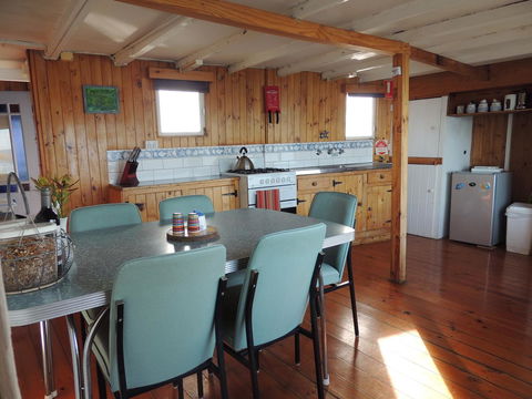PS Federal Retreat Paddle Steamer Goolwa - Travel Search 22