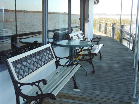 PS Federal Retreat Paddle Steamer Goolwa - Travel Search 26