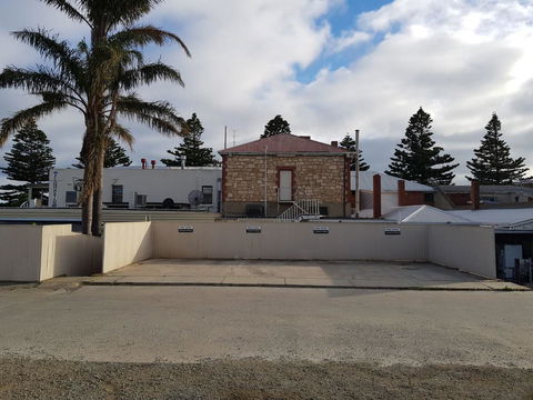 Pier Hotel Port Lincoln - Travel Search 31