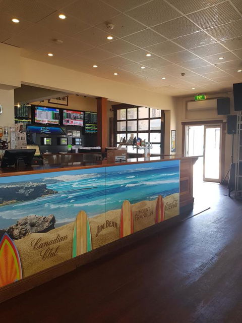 Pier Hotel Port Lincoln - Travel Search 2